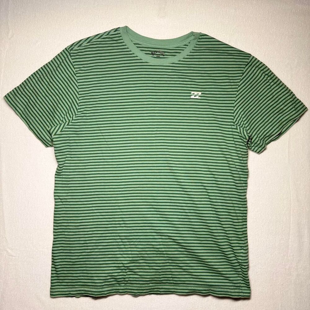 Billabong Men's Green striped T-shirt